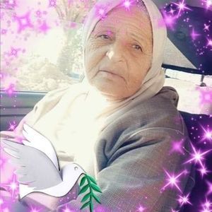 Meet your Posher, Nadia